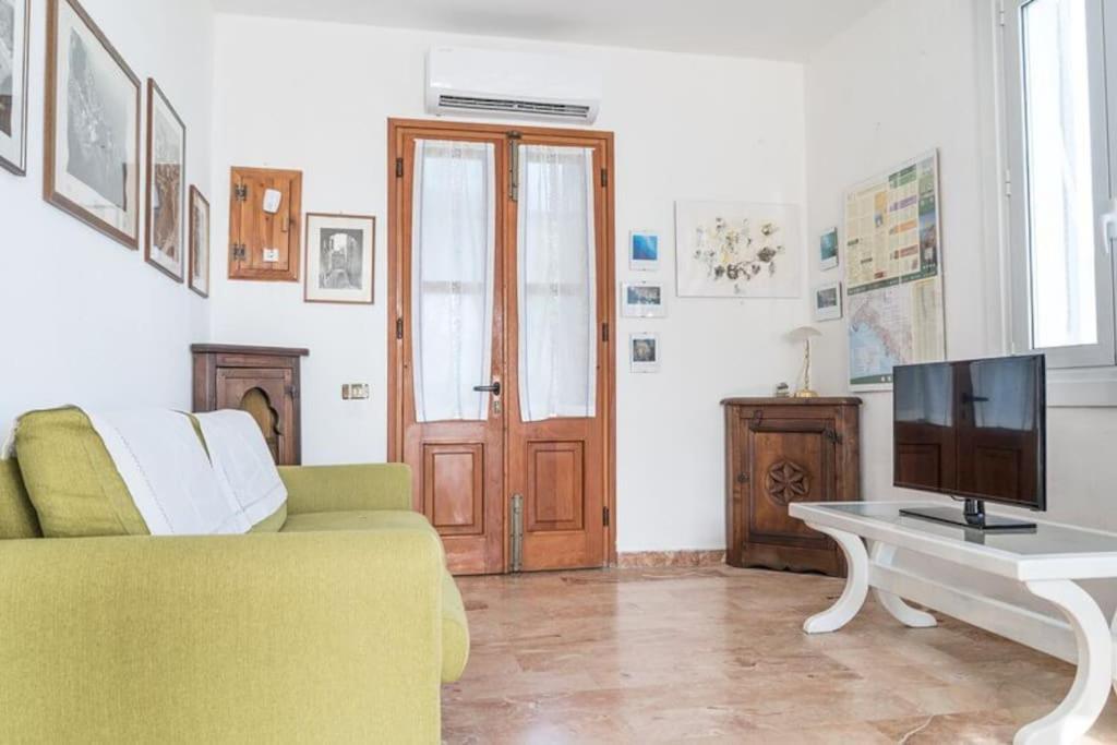 韦尔纳扎La Finestra Sul Mare A Drignana别墅 外观 照片